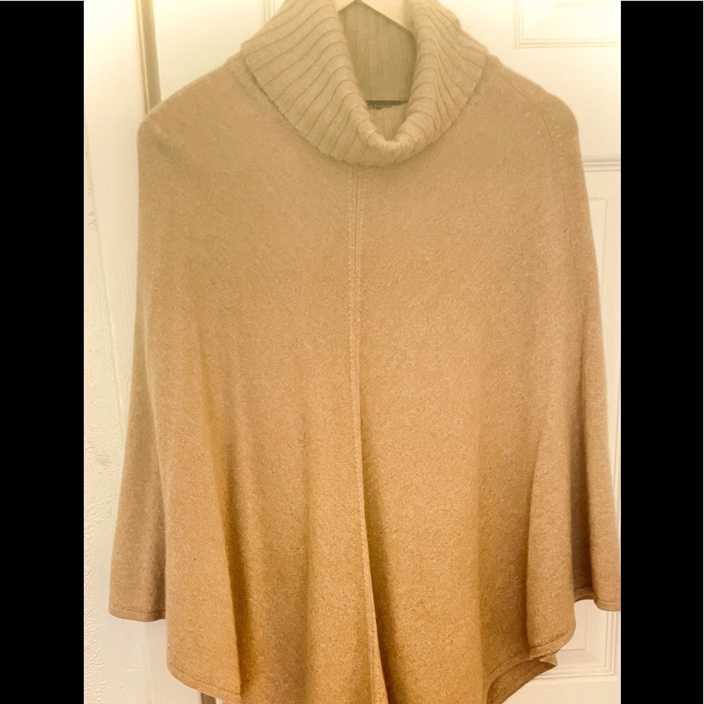 Ann Taylor 100 % cashmere turtleneck poncho gently warn. One size fits all